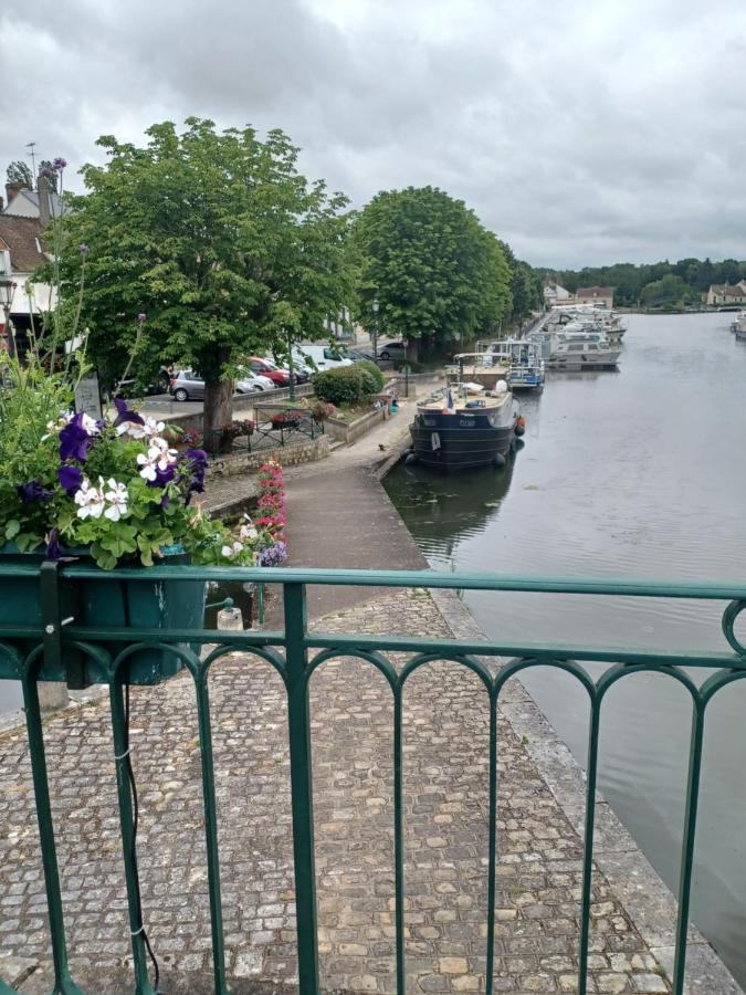 Entre Loire Et Canal บริยาร์ ภายนอก รูปภาพ